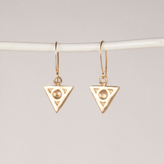 Triangle Pyramid Dangle Drops on Hooks or Chain Threader